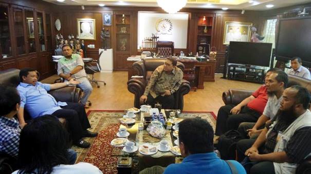 Herman Khaeron Dampingi Wakil Ketua DPR RI Menerima Audiensi Paguyuban Peternak Rakyat Nasional (PPRN)