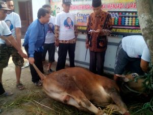 Moment Idul Adha, Herman Khaeron Berbagi Keberkahan Qurban