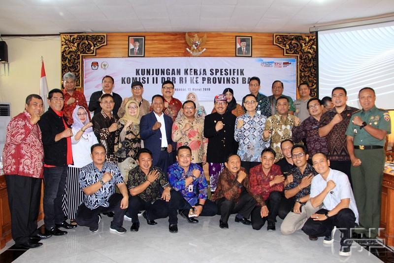 Pantau Kesiapan Pemilu, Komisi II DPR Datangi Bali