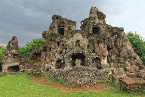 Enam Tempat Ngabuburit Asyik di Cirebon - Gua