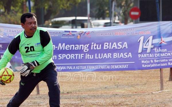 Kang Hero Demokrat : UU Cipta Kerja Versi 905, 812, dan 1.035 ?