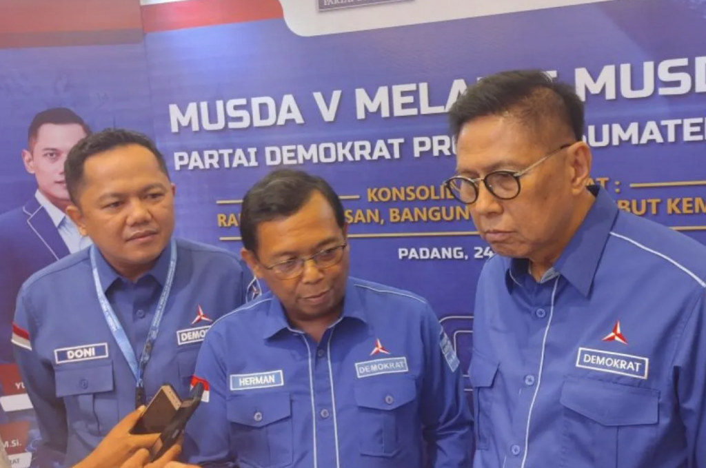 Herman Khaeron Hadiri Musdalub Demokrat Sumatera Barat