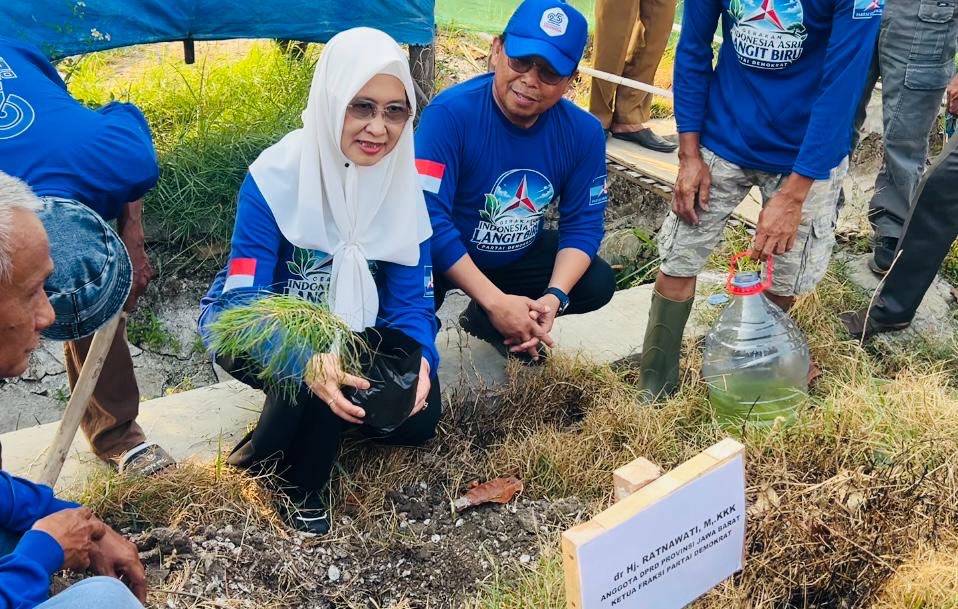 Partai Demokrat Gelar Gerakan Langit Biru Indonesia Asri di Cirebon